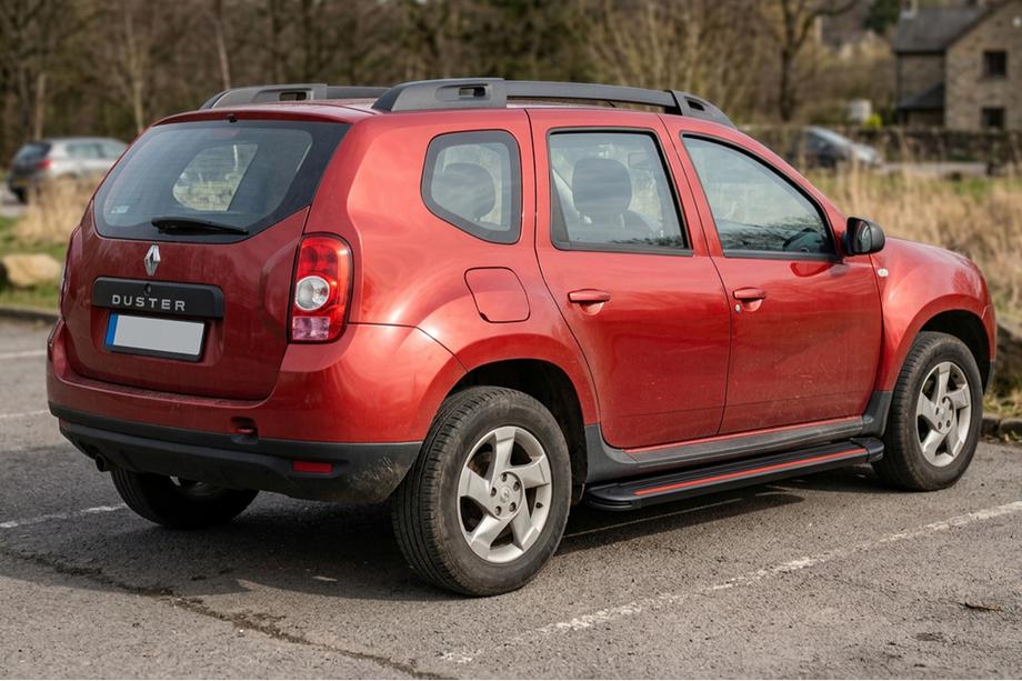 Dacia Duster 2008–2018 Sidetrin Maya Red (2 stk., aluminium) Image