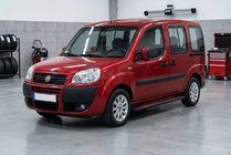 Fiat Doblo I 2005–2010 Sidetrin Maya Red (2 stk., aluminium) Maxi hjulbase foto 1
