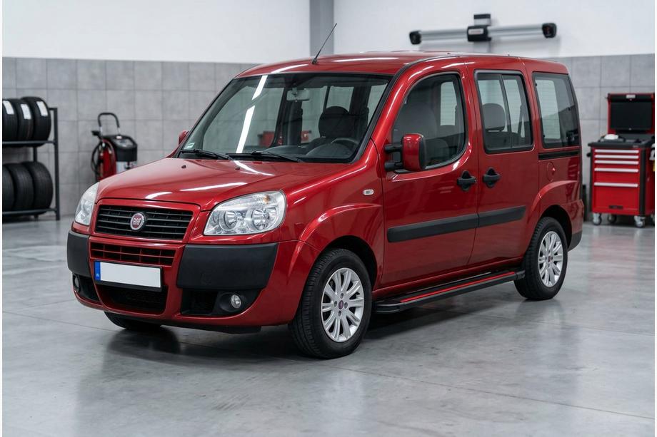 Fiat Doblo I 2005–2010 Sidetrin Maya Red (2 stk., aluminium) Maxi hjulbase Image