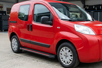 Fiat Fiorino/Qubo 2008–2024 Sidetrin Maya Red (2 stk., aluminium) foto 1