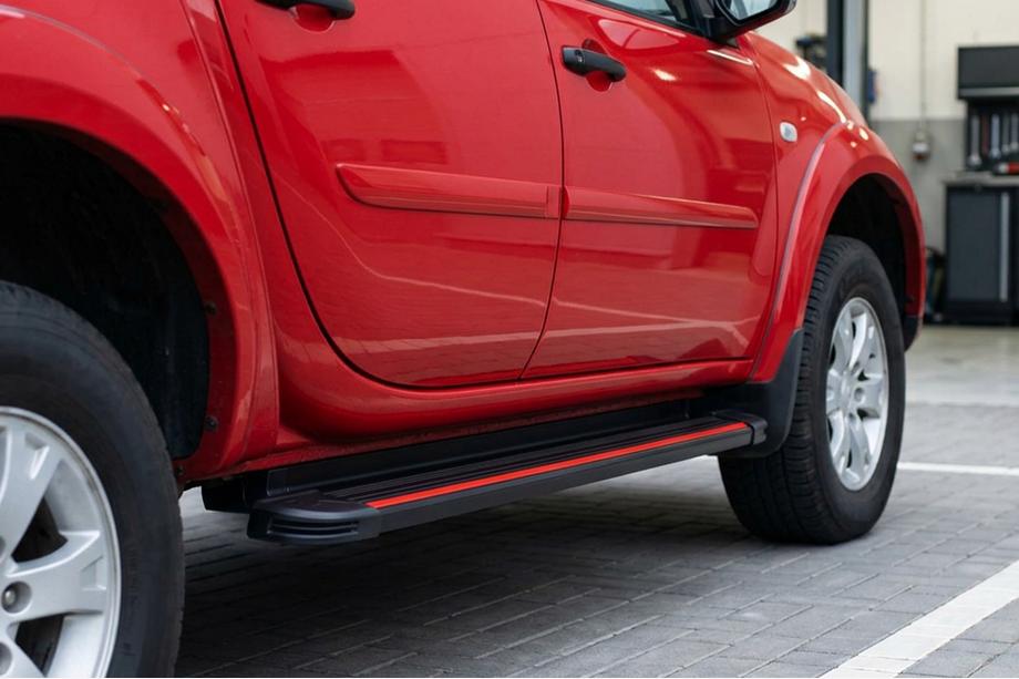 Fiat Fullback 2016– Sidetrin Maya Red (2 stk., aluminium) Image