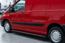 Fiat Scudo 2007–2015 Sidetrin Maya Red (2 stk., aluminium) foto 1