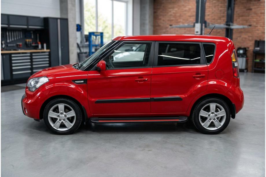 Kia Soul I 2008–2013 Sidetrin Maya Red (2 stk., aluminium) Image