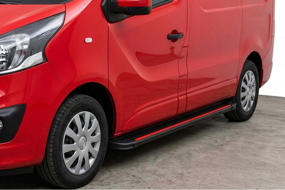 Nissan NV300/Primastar 2016– Sidetrin Maya Red (2 stk., aluminium) Lang akselafstand Image