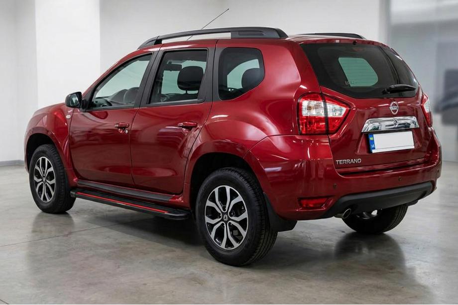 Nissan Terrano 2014– Sidetrin Maya Red (2 stk., aluminium) Image