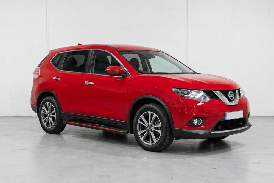 Nissan X-trail T32/Rogue 2014–2021 Sidetrin Maya Red (2 stk., aluminium) Image