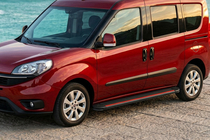 Opel Combo 2012–2018 Sidetrin Maya Red (2 stk., aluminium) Maxi hjulbase foto 1