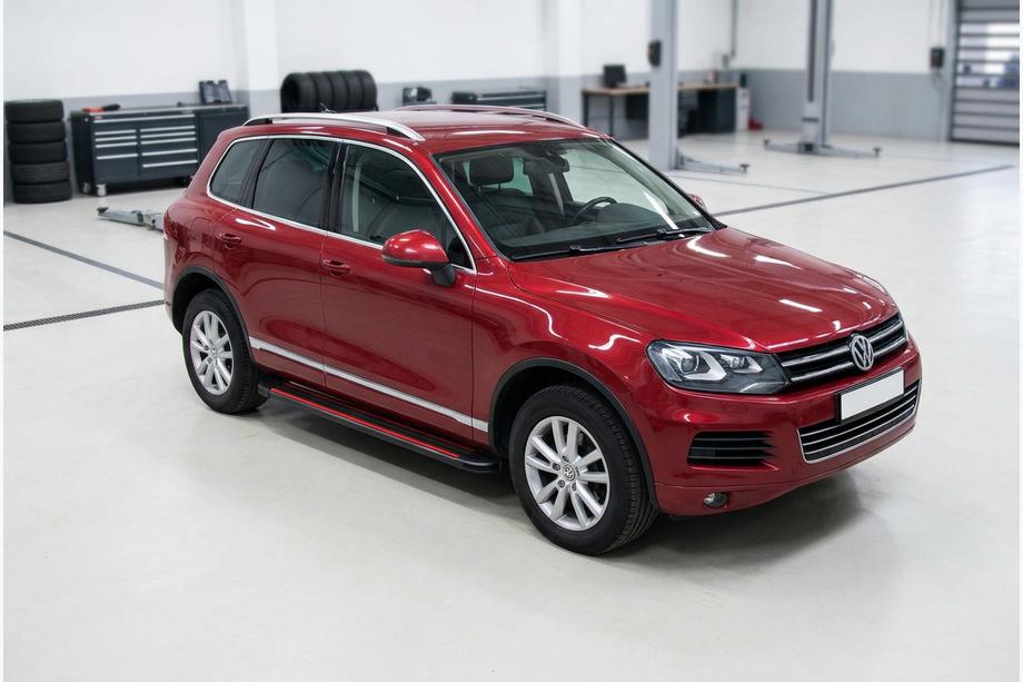 Volkswagen Touareg 2010–2018 Sidetrin Maya Red (2 stk., aluminium) Image
