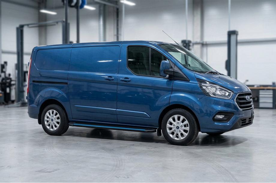 Ford Custom 2013–2022 Maya Blue sidetrin (2 stk., aluminium) Lang akselafstand Image