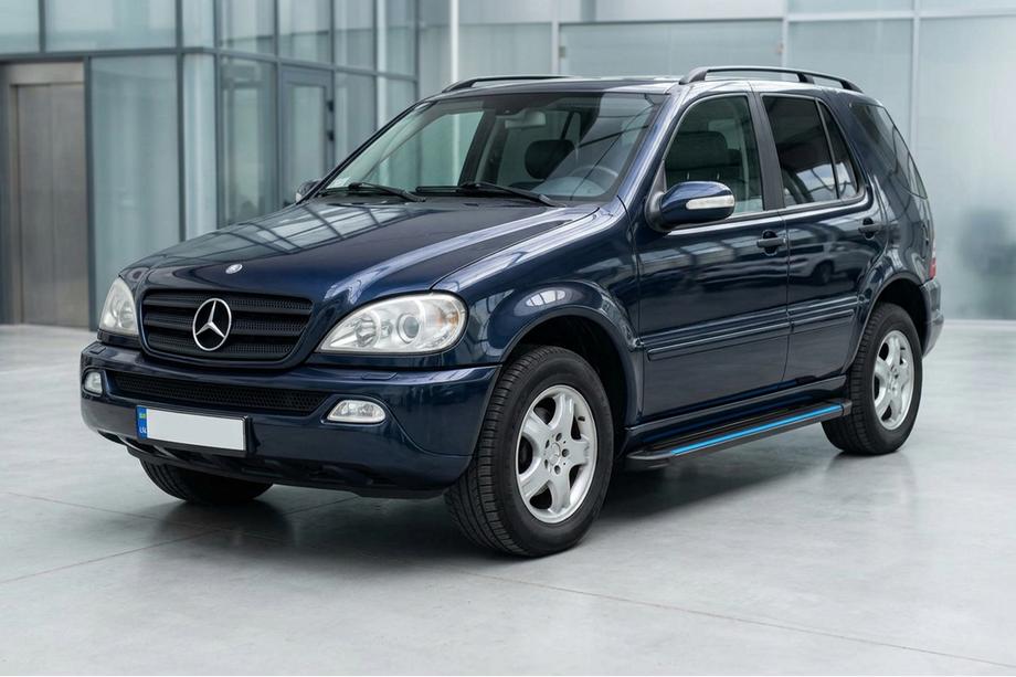 Mercedes ML W163 1997–2005 Maya Blue sidetrin (2 stk., aluminium) Image