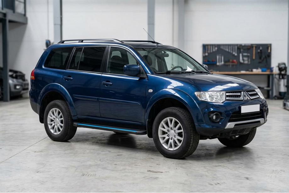 Mitsubishi Pajero Sport 2008–2015 Maya Blue sidetrin (2 stk., aluminium) Image