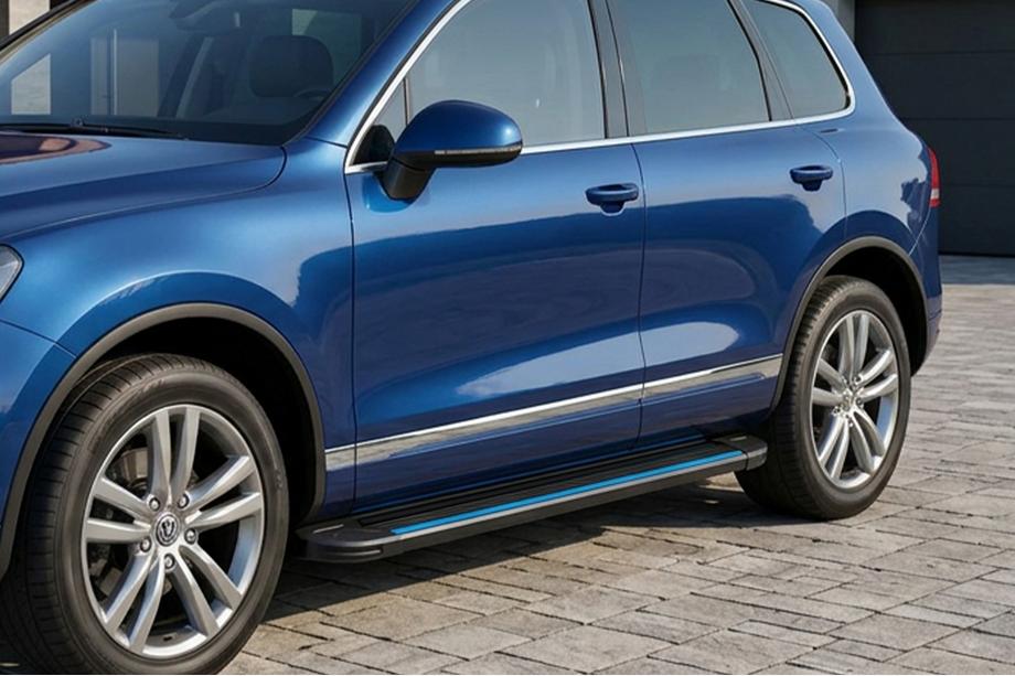 Volkswagen Touareg 2002–2010 Sidetrin Maya Blue-Black (2 stk., aluminium) Image