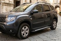 Dacia Duster 2018–2024 Sidetrin New Vision Black (2 stk., aluminium) foto 1