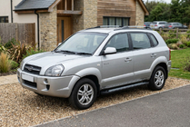 Hyundai Tucson JM 2004– Sidetrin New Vision Black (2 stk., aluminium) foto 1
