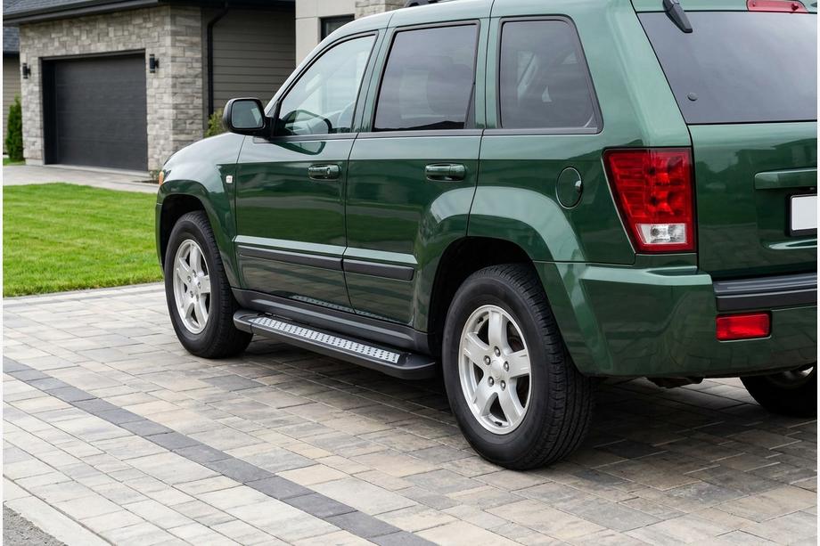 Jeep Grand Cherokee WK 2004–2010 Sidetrin New Vision Black (2 stk., aluminium) Image