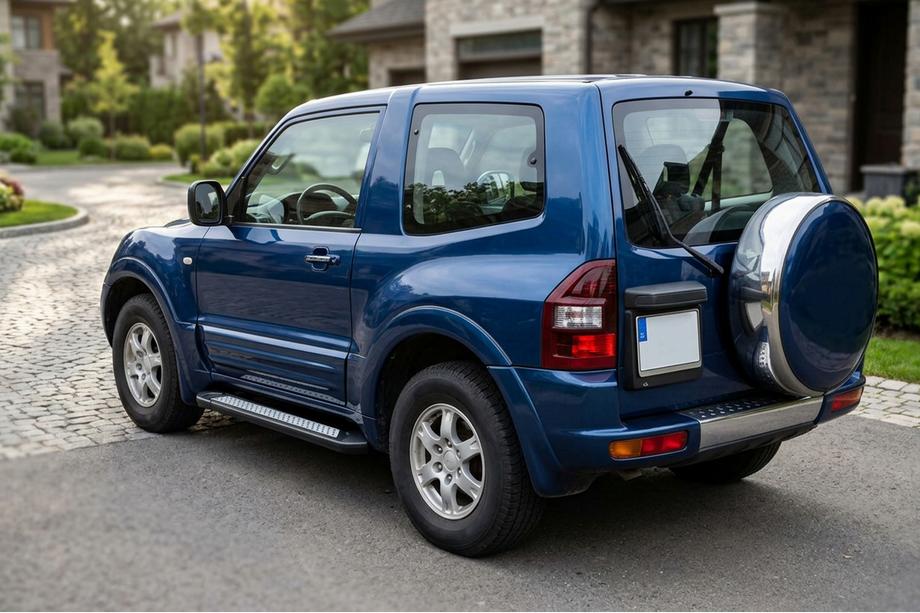 Mitsubishi Pajero Wagon III 1999–2006 Sidetrin New Vision Black (2 stk., aluminium) Image
