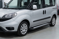 Opel Combo 2012–2018 Sidetrin New Vision Black (2 stk., aluminium) Maxi hjulbase foto 1