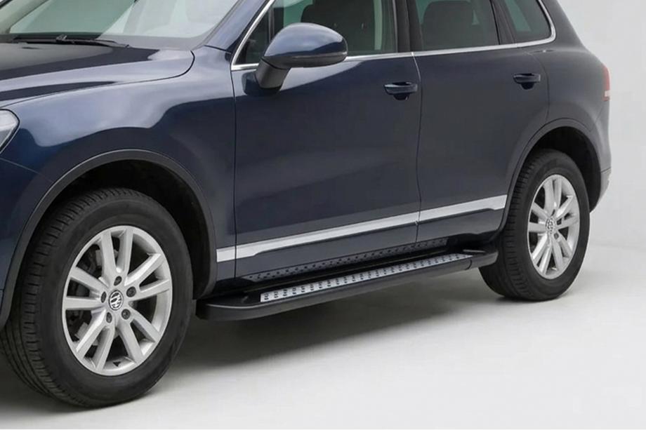 Porsche Cayenne 2003–2010 Sidetrin New Vision Black (2 stk., aluminium) Image