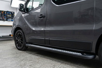 Renault Trafic 2015– Sidetrin New Vision Black (2 stk., aluminium) Lang akselafstand foto 1