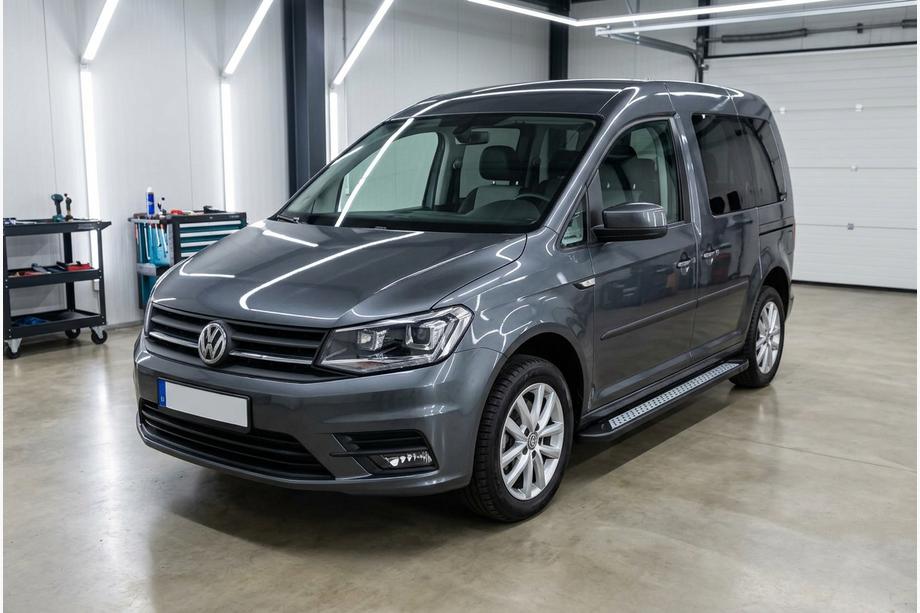 Volkswagen Caddy 2015–2020 Sidetrin New Vision Black (2 stk., aluminium) Maxi hjulbase Image