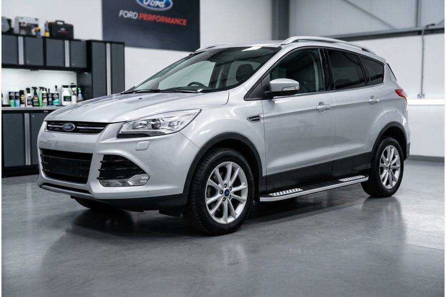 Ford Kuga/Escape 2013–2019 Sidetrin Tayga V2 (2 stk., aluminium) Med lakerede dørplader Image
