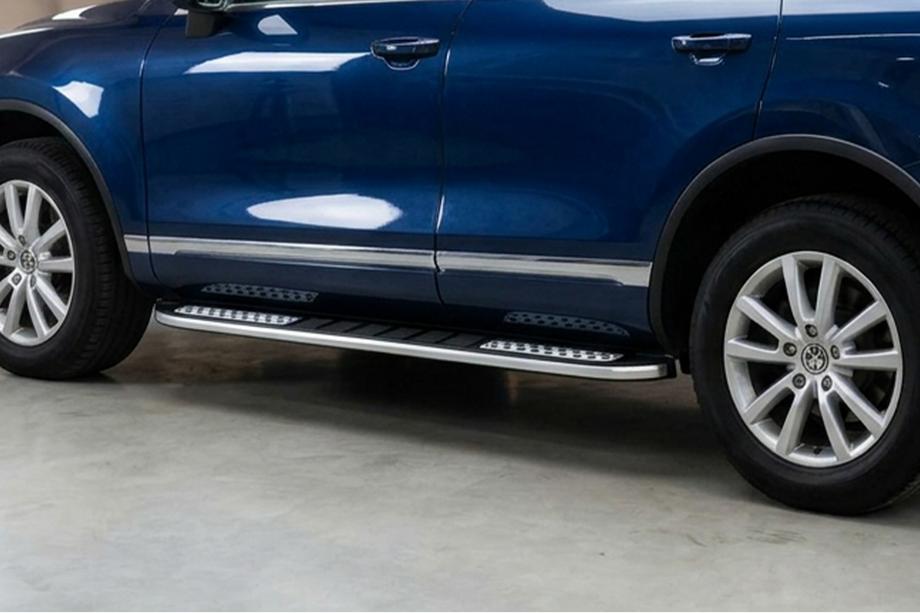 Volkswagen Touareg 2002–2010 Sidetrin Tayga V2 (2 stk., aluminium) Image