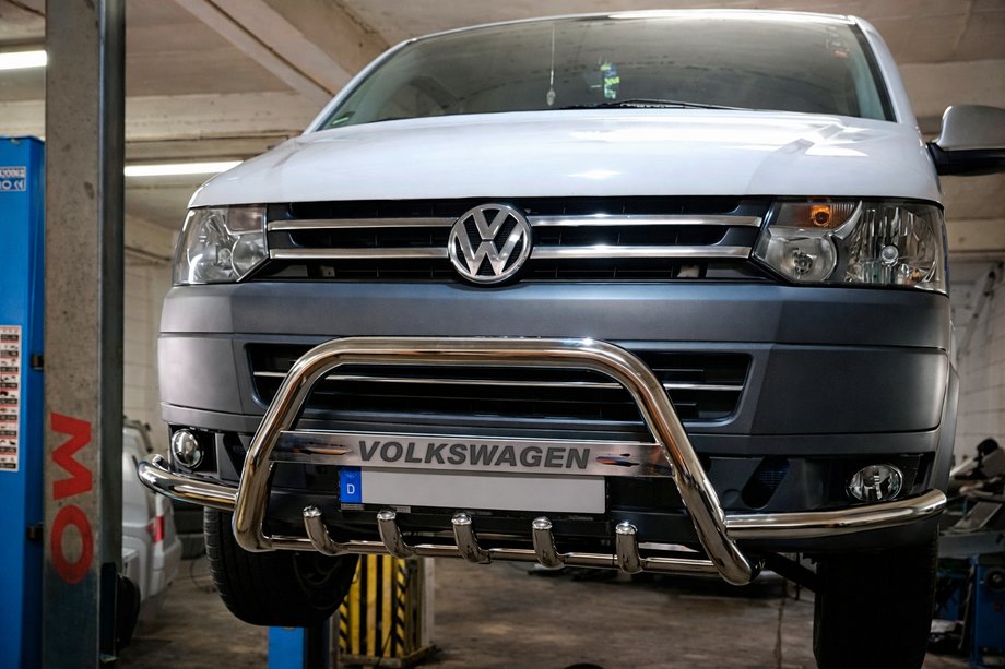 Volkswagen T5 2010–2015 Bullbar WT004ST (rustfrit stål) Image