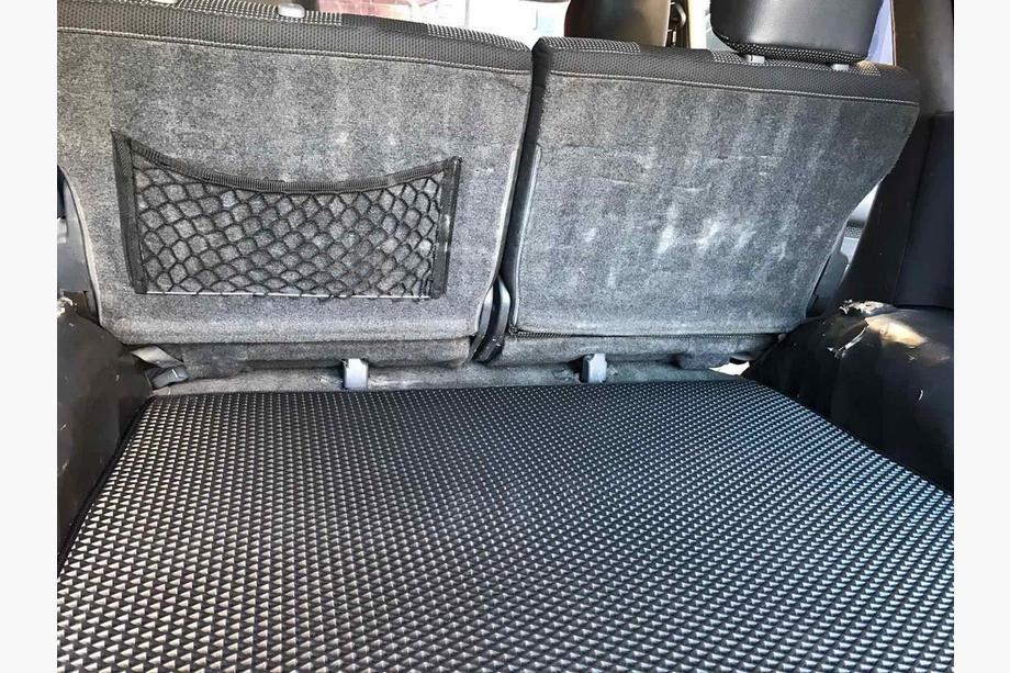 Toyota Land Cruiser 80 1990–1997 Bagagerumsmåtte (EVA, sort) Foto 3