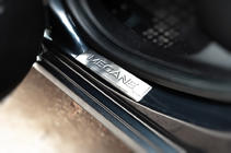 Renault Megane IV 2016–2025 OmsaLine dørtrinslister (4 stk., rustfrit stål) foto 4