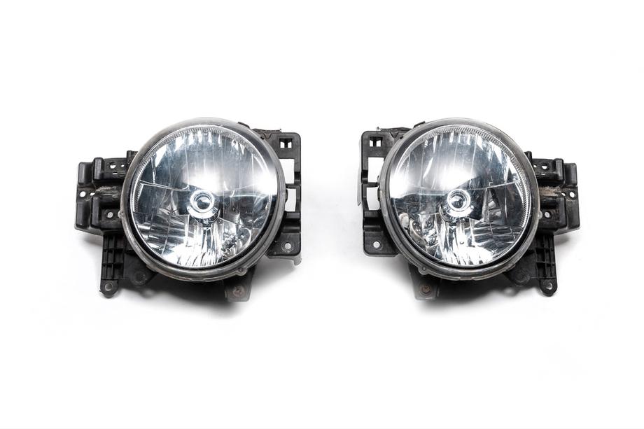 Toyota FJ Cruiser 2006–2022 Brugt forlygte (pris pr. stk., original, perfekt stand) Image