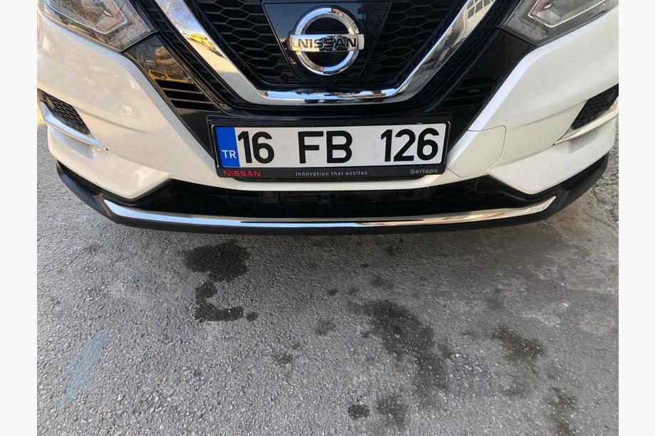 Nissan Qashqai 2014–2021 Kromliste til forreste kofanger (2017↗︎, rustfrit stål) Foto 7