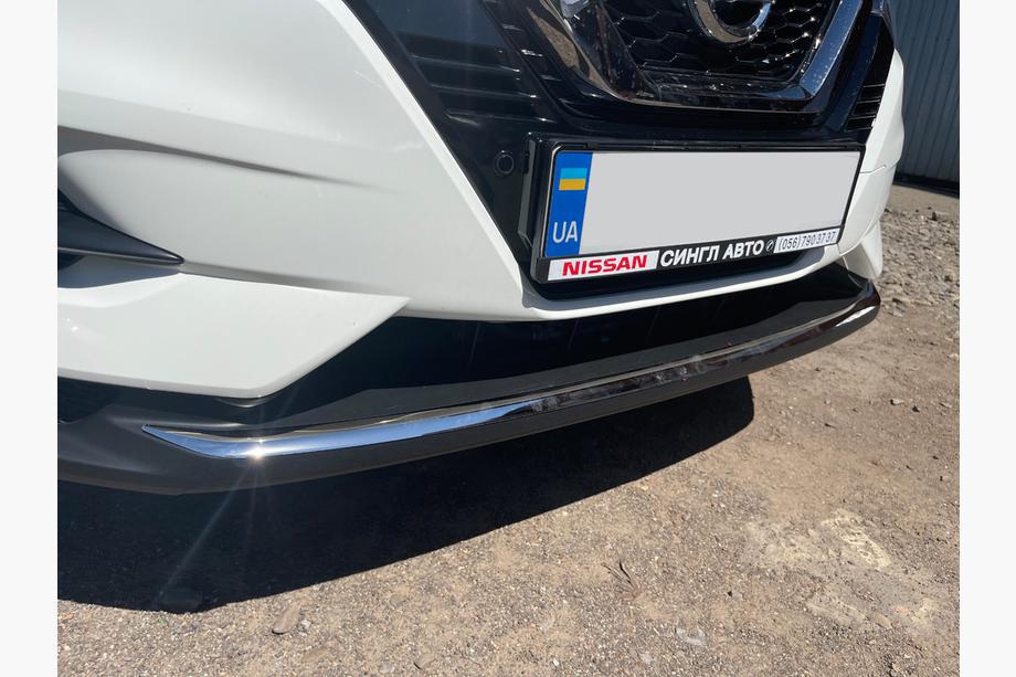 Nissan Qashqai 2014–2021 Kromliste til forreste kofanger (2017↗︎, rustfrit stål) Foto 3
