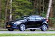 Offroad-modifikation af hatchbacken Volvo V40 Cross Country foto 2