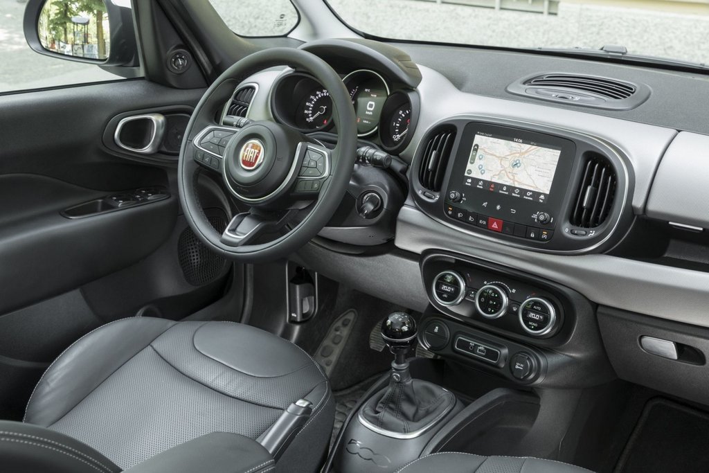 Test af den kompakte minivan Fiat 500L