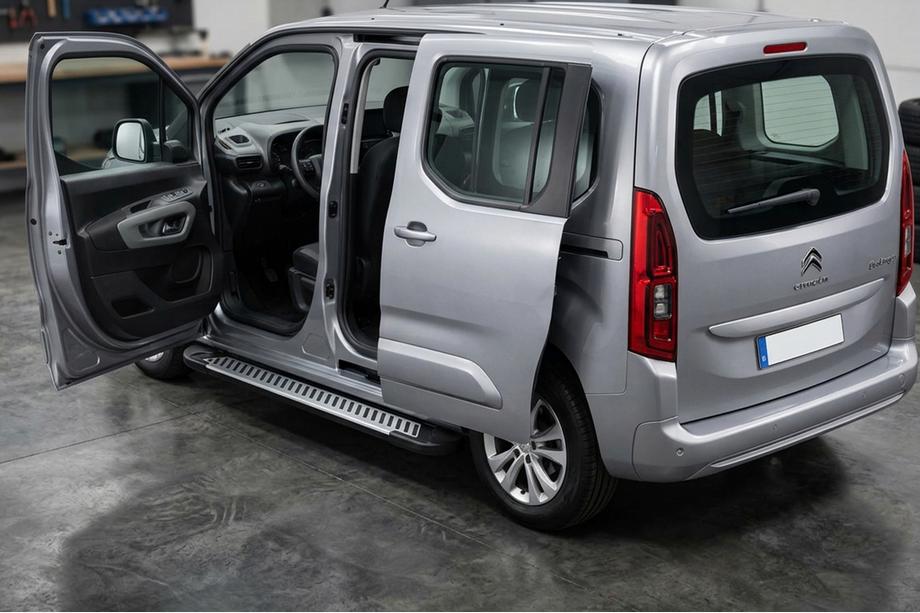 Citroen Berlingo/Multispace 2018– Sidetrin Line (2 stk., aluminium) Lang akselafstand Image