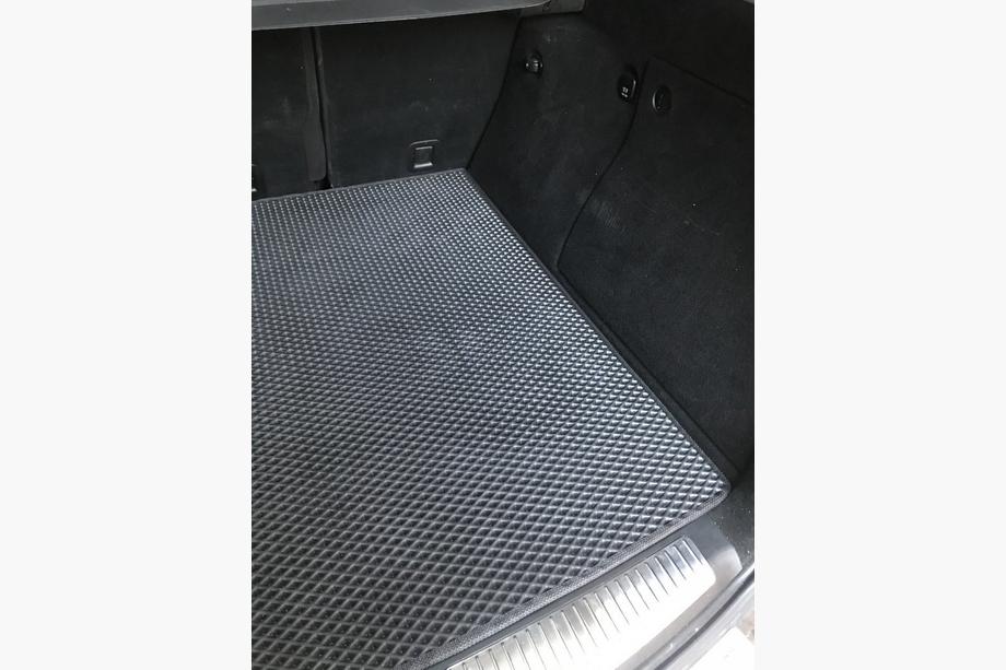 Mercedes ML W164 2005–2011 Bagagerumsmåtte (EVA, sort) Foto 2
