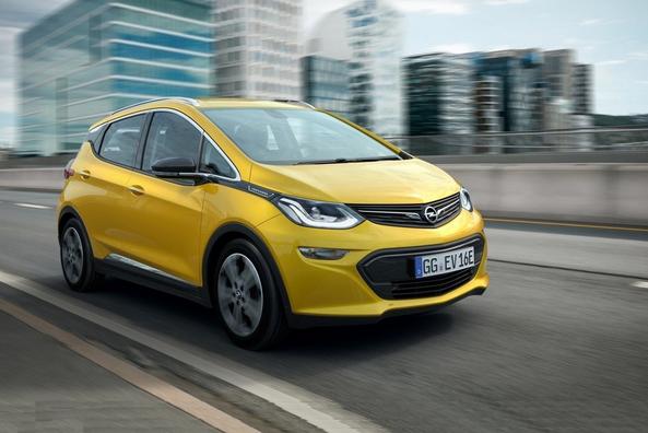 Test af den elektriske kompakte hatchback Opel Ampera-e