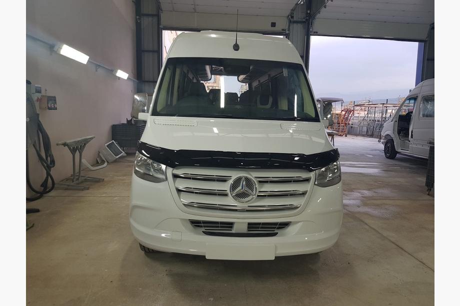 Mercedes Sprinter W907/W910 2018– Motorhjelmsdeflektor (EuroCap) Foto 6