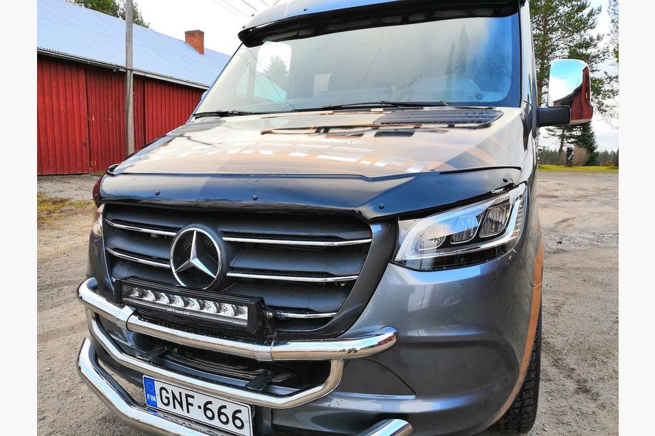 Mercedes Sprinter W907/W910 2018– Motorhjelmsdeflektor (EuroCap) Foto 9