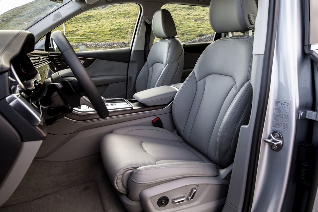 Anmeldelse af den opdaterede premium-SUV Audi Q7