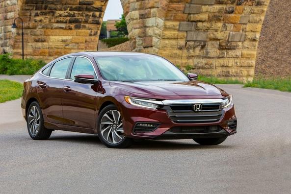 Tredje generation af den hybride sedan Honda Insight
