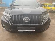 Toyota Land Cruiser Prado 150 2009–2023 Kølergrill 2017↗ LED (Zeus Black, med Black øjenbryn) foto 11