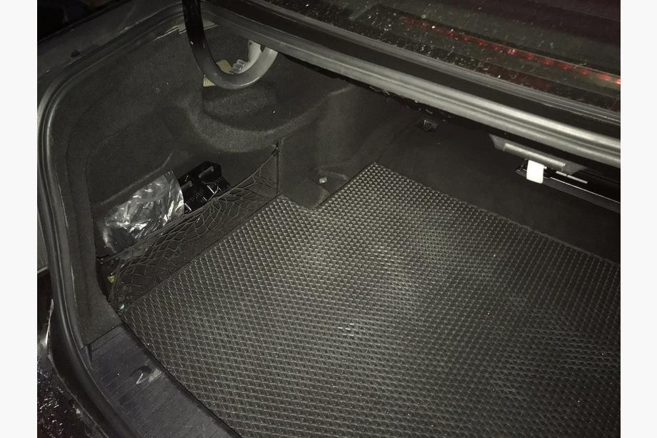 Mercedes E-class W212 2009–2016 Bagagerumsmåtte (EVA, sort) SD Foto 2