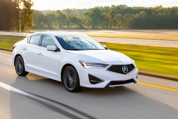 Test af den kompakte sedan Acura ILX