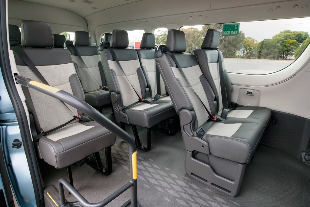 Anmeldelse af den nye generation Toyota Hiace minibus