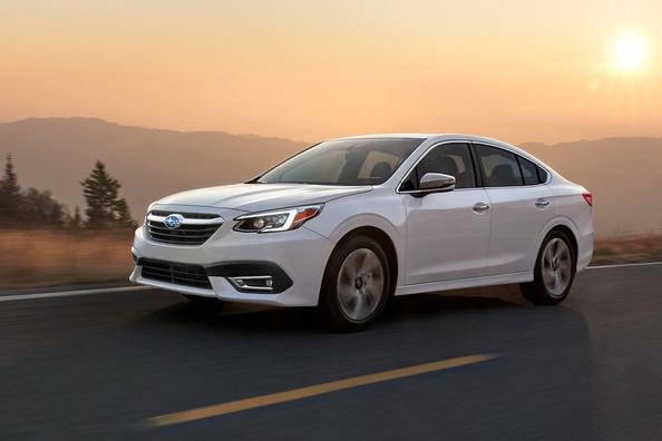 Test af syvende generation af Subaru Legacy-sedan