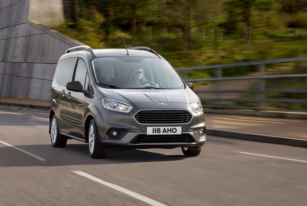 Test af den kompakte minivan Ford Tourneo Courier