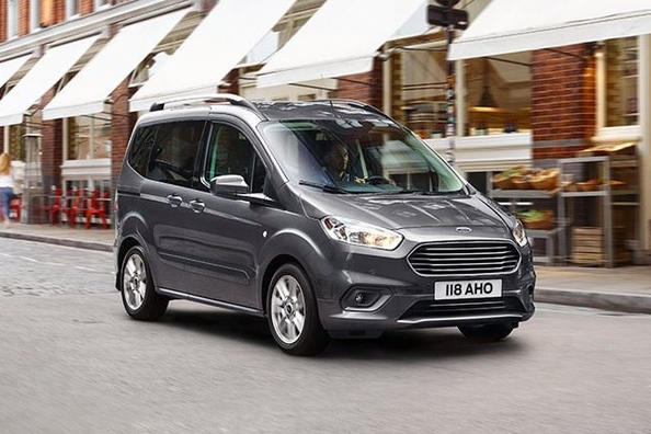 Test af den kompakte minivan Ford Tourneo Courier