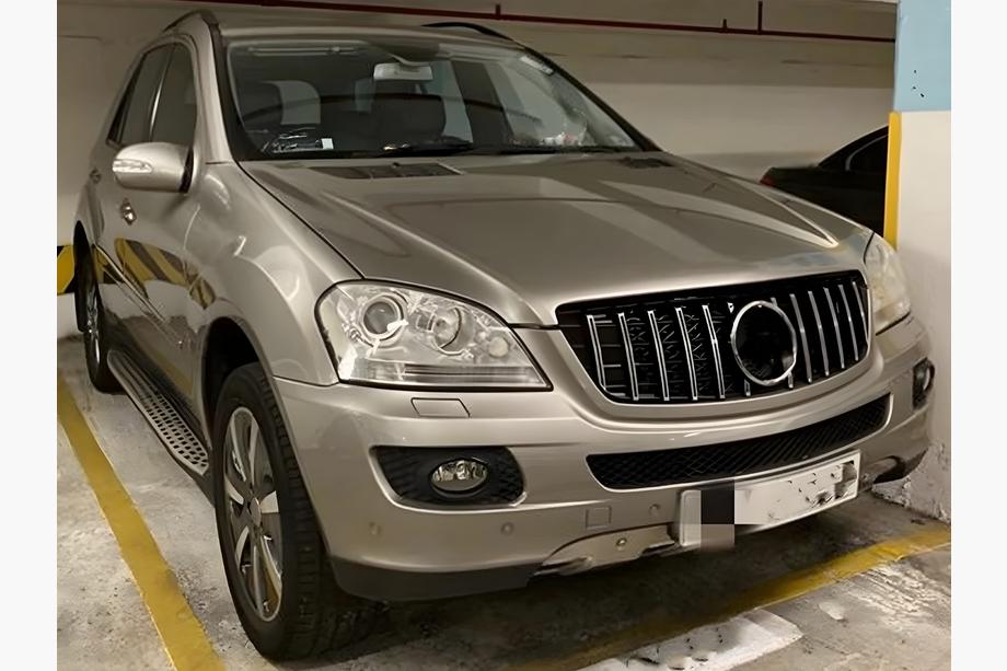 Mercedes ML W164 2005–2011 Frontgrill (GT Panamericana, 2005-2008) Image