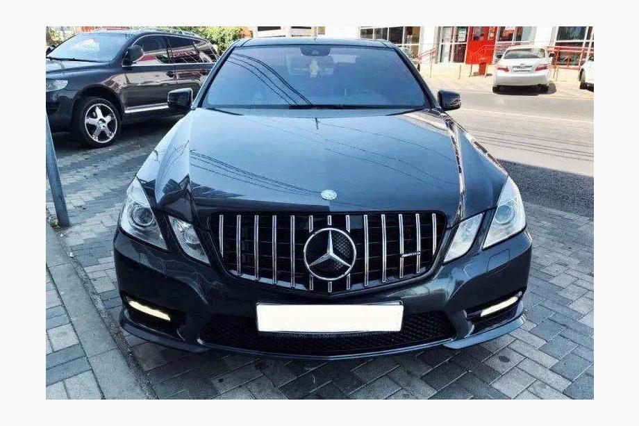 Mercedes E-class W212 2009–2016 Frontgrill GT Panamericana (2009-2012) Foto 5